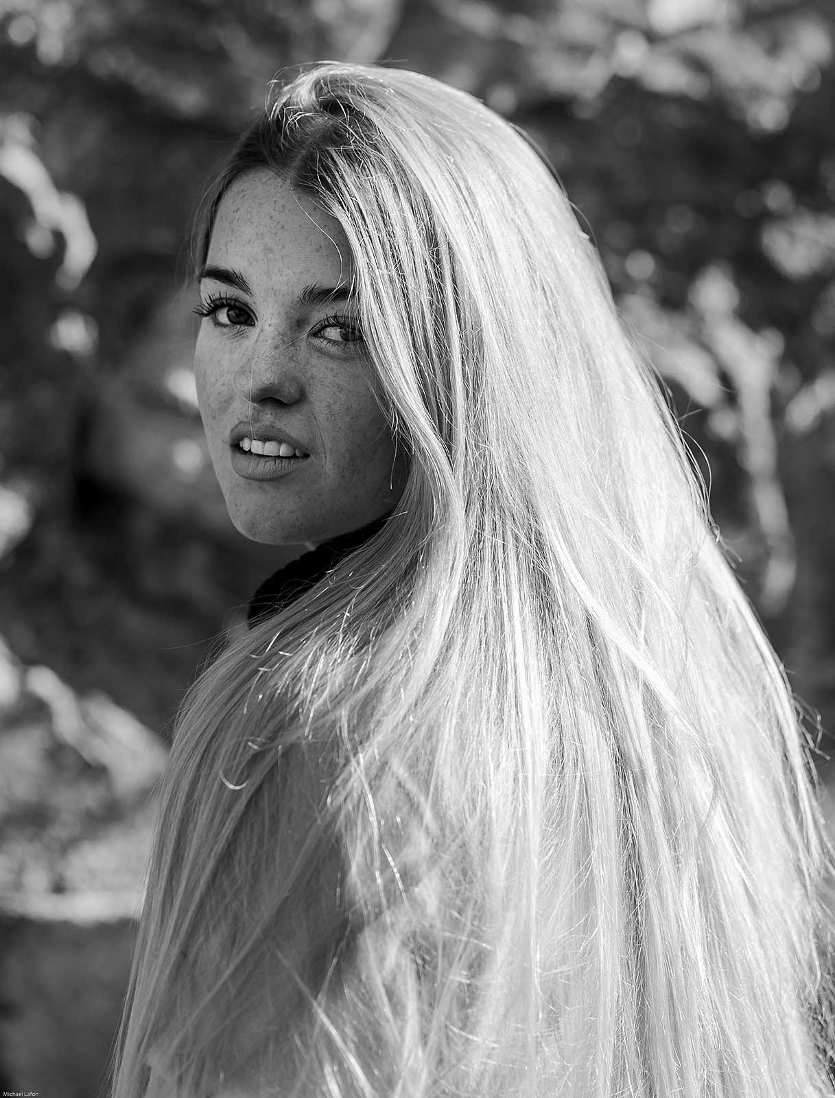 Michael Lafon Fotografie | Portrait, Schwarz-weiß | Model  Lara-Bild 05