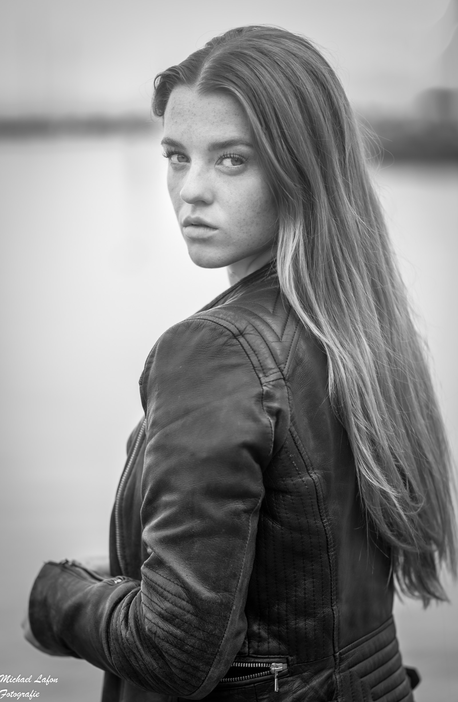 Michael Lafon Fotografie | Portrait, Schwarz-weiß | Model  Lara-Bild 29